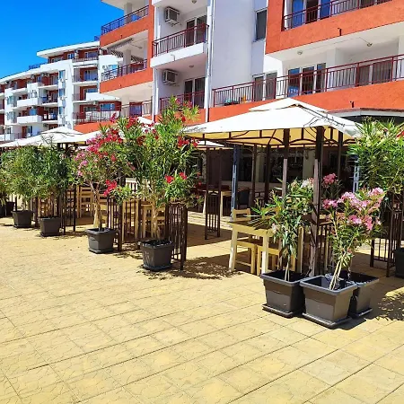 アパート Sea Club Grand Noks Sveti Vlas-bastet Bs